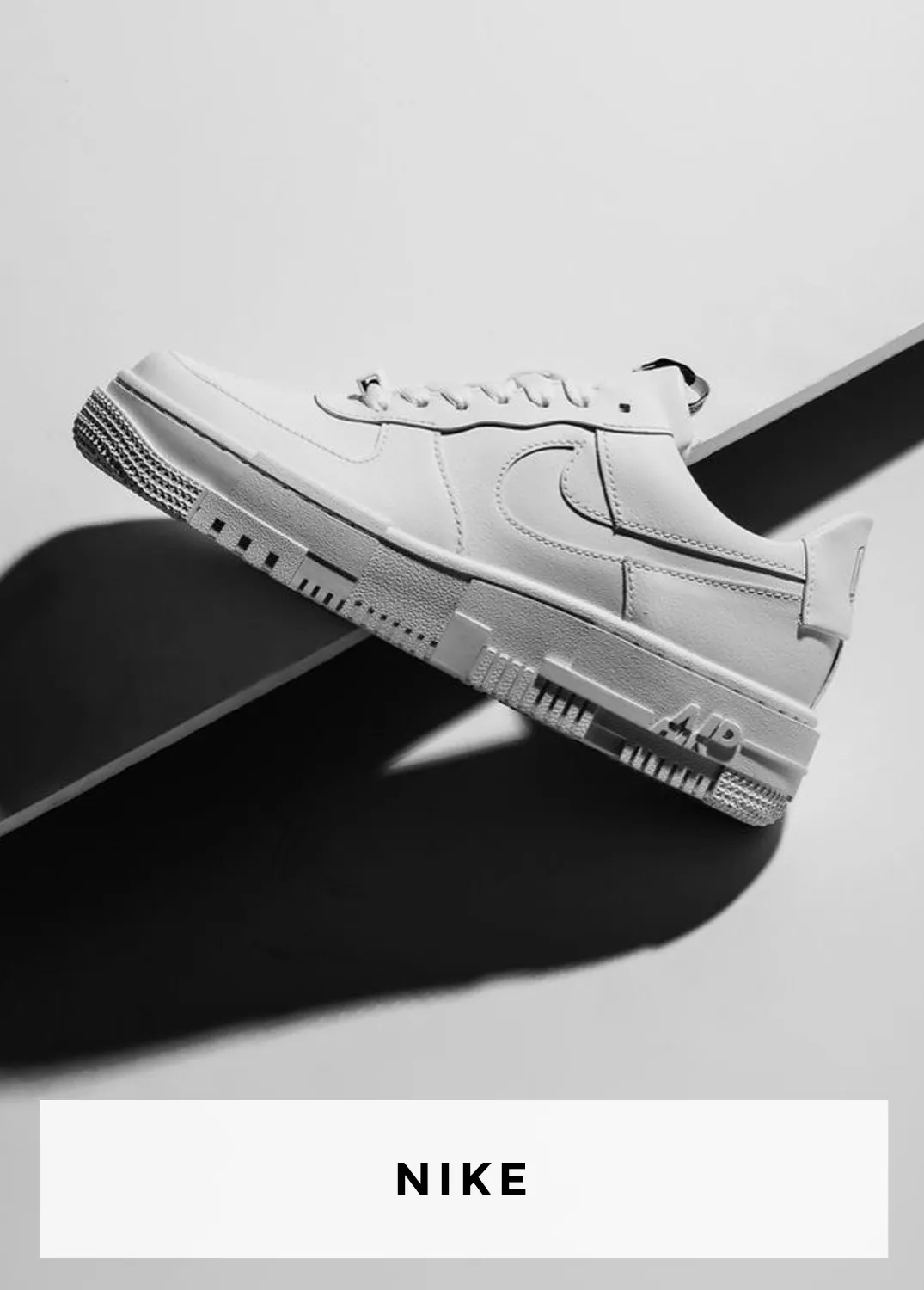haussure Nike Air blanche pour homme - Style urbain et confort