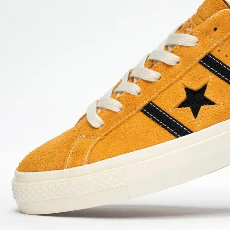 CONVERSE – One Star Academy Pro Sunflower Doré Noir - CONVERSE