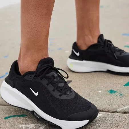 Nike Femme – Nike Versair – Noir/Blanc sommet - NIKE