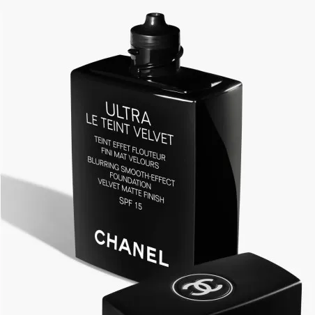 Chanel – Fond De Teint Ultra Teint Velvet Spf15 - CHANEL