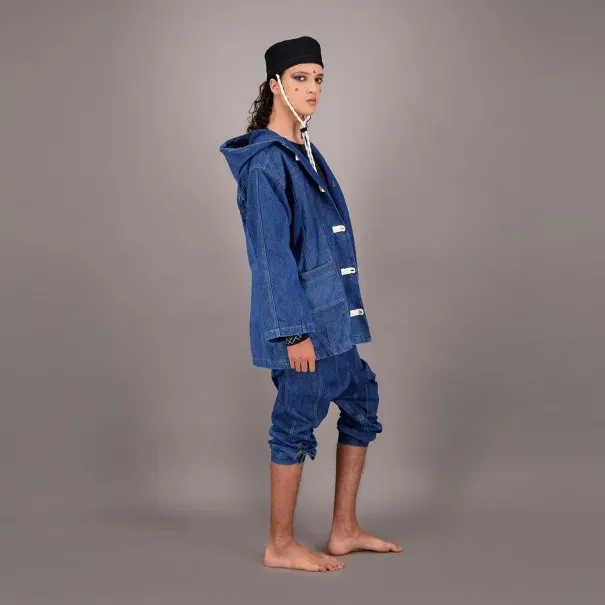Kachabya unisexe en jeans UPCYCLING METHODS - TUNIS FASHION WEEK 2024 - KONTAKT