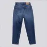Mum fille en jeans - KONTAKT