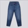 Mum fille en jeans - KONTAKT