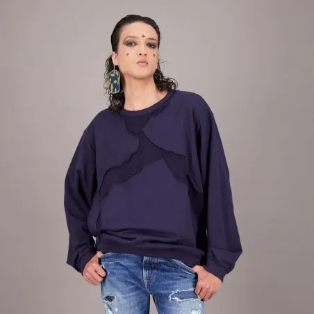 Sweat unisexe oversized avec déchirure Heavy Used Effect - TUNIS FASHION WEEK 2024 - KONTAKT