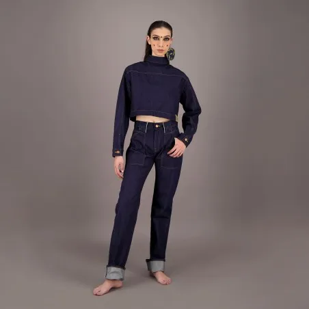 Cropped jacket unisexe selvedge avec fermeture décalée en jeans Selvedge And Raw Look - TUNIS FASHION WEEK 2024 - KONTAKT