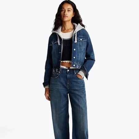 Tommy Jeans – Veste camionneur en jean à clous métalliques – bleu foncé - TOMMY JEANS