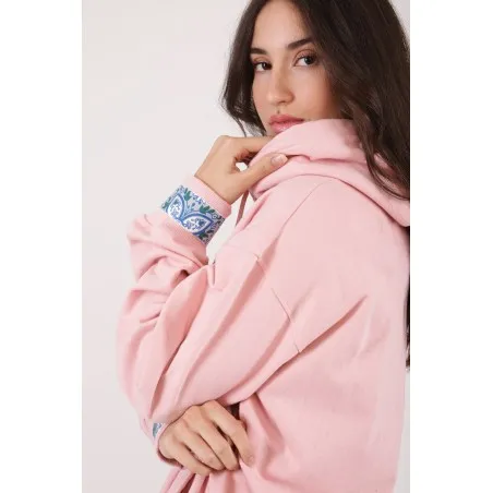 SWEATSHIRT ROSE AVEC UNE IMPRESSION FAIENCE - MAZIJ