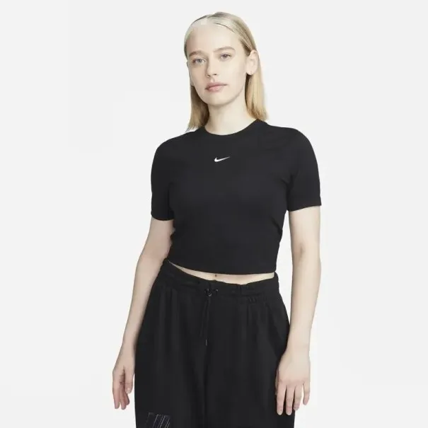 Nike Femme -T-SHIRT NIKE SPORTSWEAR ESSENTIAL – Noir - NIKE