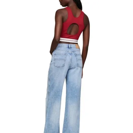 Tommy Jeans – Brassière découpée avec bande logo Tjw – Rouge - TOMMY JEANS