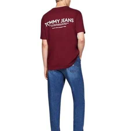 Tommy Jeans – T-shirt à logo dans le dos – deep rouge - TOMMY JEANS