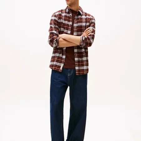 Tommy Jeans – Chemise Oxford en coton à carreaux – Marron - TOMMY JEANS
