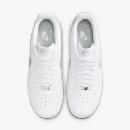 Nike Homme Nike Air Force 1 07 Light Smoke Gris - NIKE