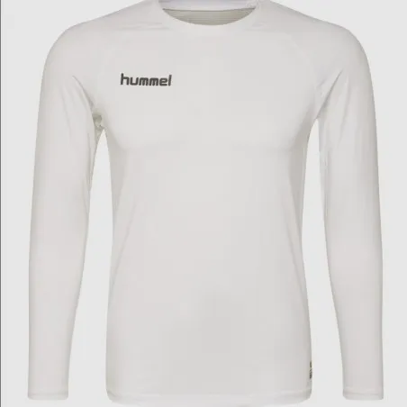 FIRST PERFORMANCE - hummel