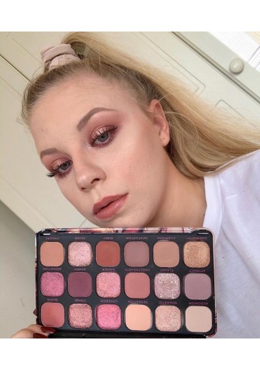 Palette Revolution Allure - REVOLUTION