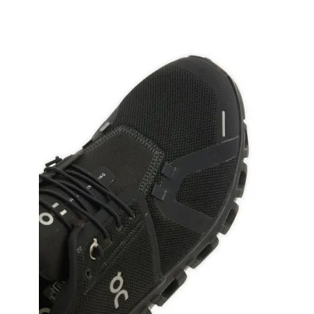 On Sneakers - ON
