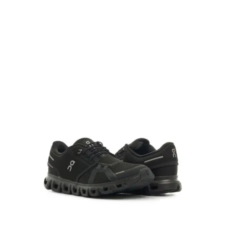 On Sneakers - ON