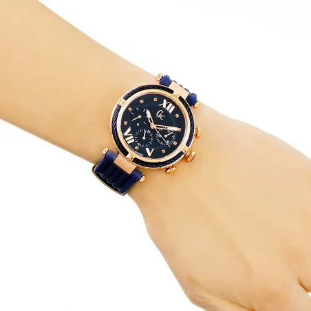 Montre Femme GUESS COLLECTION Y16005L7 - 