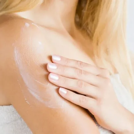 LAIT DE CORPS evoluderm  LAIT CORPOREL ULTRA-NOURRISSANT - evoluderm