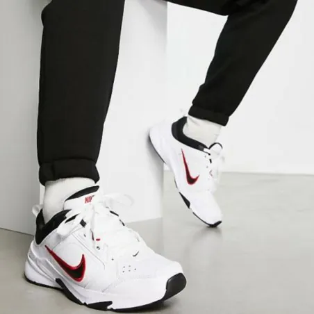 Nike Homme – Nike Defy All Day – Blanc/Rouge université/Noir - NIKE