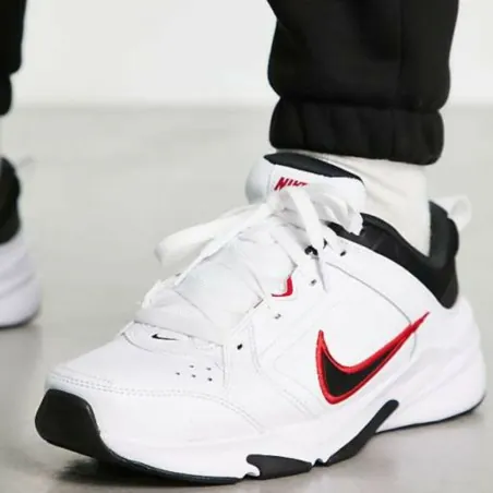 Nike Homme – Nike Defy All Day – Blanc/Rouge université/Noir - NIKE