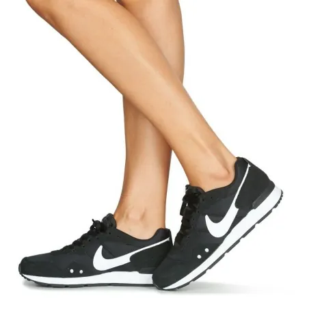 Basket Casual Femme NIKE WMNS NIKE VENTURE RUNNER  CK2948001 - NIKE
