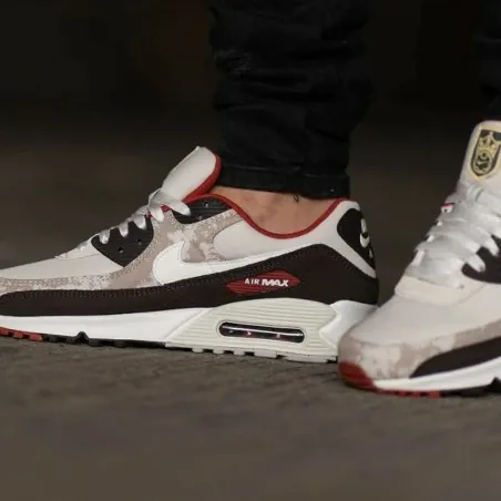 Chaussures de sport Homme NIKE AIR MAX 90 SE DX3576001 - NIKE