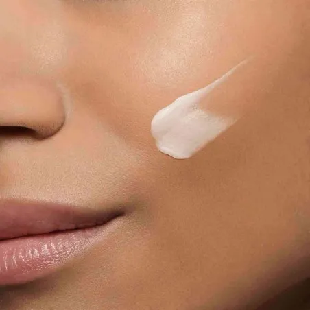 Base de maquillage CLARINS  ECLAT MINUTE - CLARINS