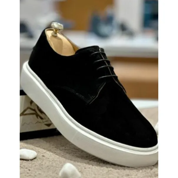 Baskets en cuir – 8912 Daim Noir - MAKEBA