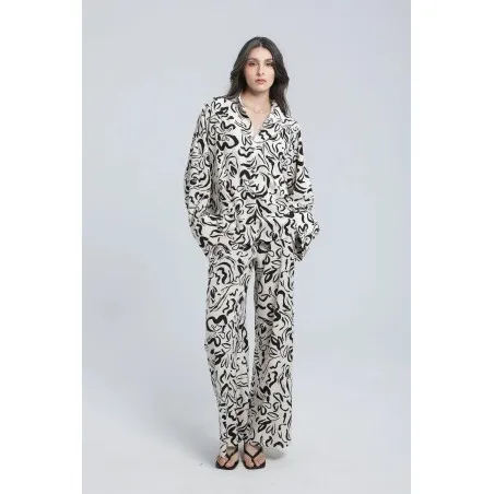 Ensemble chemise et pantalon fluide à motif abstrait noir et blanc - Estelle