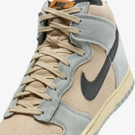 Nike Homme – Chaussures Nike Dunk High Retro SE – Beige - NIKE