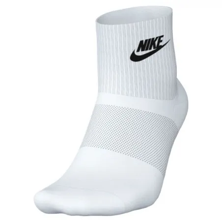 Everyday Essential Ankle Socks (3 Pairs) - NIKE