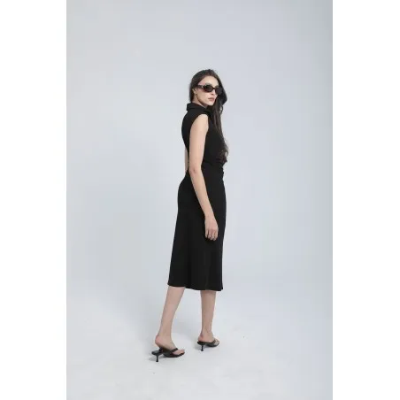 Robe noire ajustée à boutons dorés - Estelle