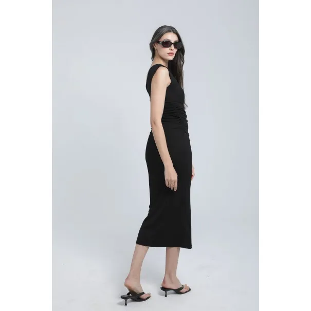 Robe noire asymétrique en maille - Estelle